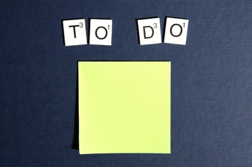Todo - postit note - pexels-breakingpic-3299-1